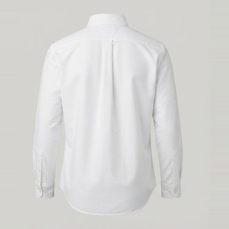 Oxford that does not billow, back view
