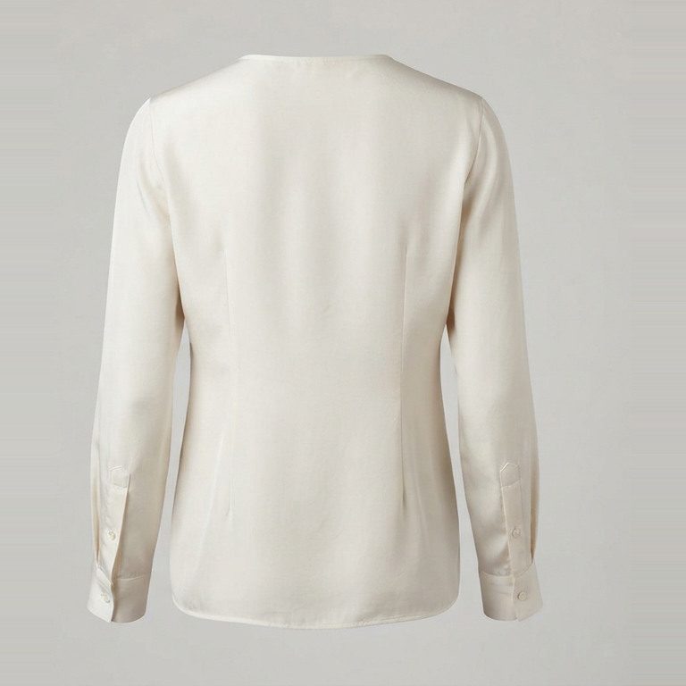 Full-bust V-neck blouse, back view